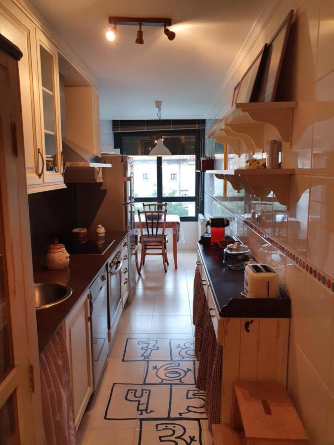 Babilonia, apartamento tranquilo y céntrico en Llanes Esterno foto